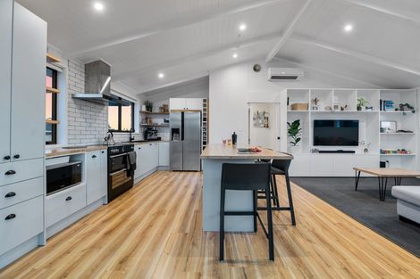 Photo of property in 226 Dickson Road, Papamoa Beach, Papamoa, 3118