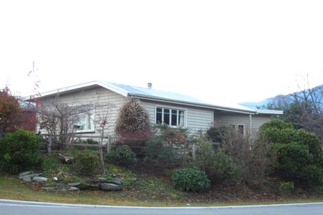 Photo of property in 15 Cornwall Street, Arrowtown, 9302