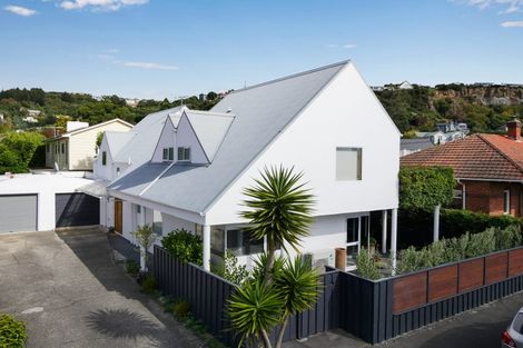 Photo of property in 2a Massey Avenue, Saint Clair, Dunedin, 9012