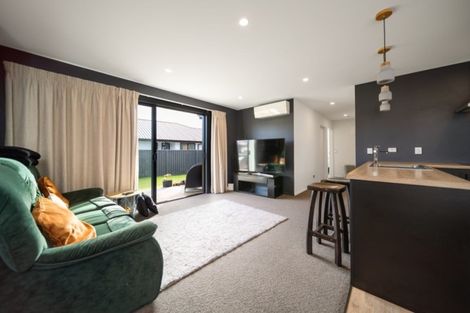 Photo of property in 32 Silver Street, Lower Shotover, Queenstown, 9304