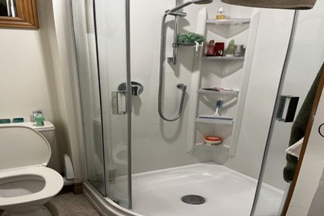 Photo of property in 22 Creswick Terrace, Northland, Wellington, 6012