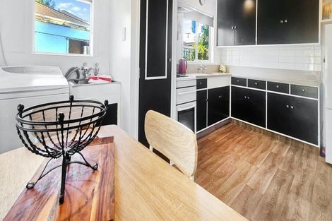 Photo of property in 50 Harris Street, Marton, 4710