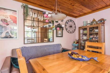 Photo of property in 36 Paturoa Road, Titirangi, Auckland, 0604