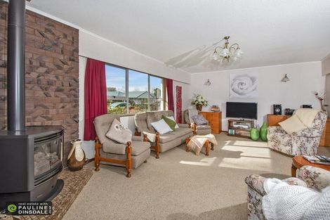 Photo of property in 18 Tait Street, Te Kamo, Whangarei, 0112