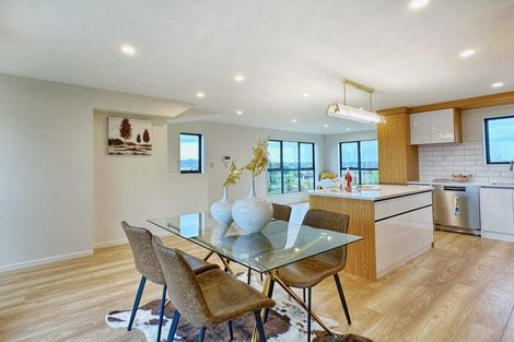 Photo of property in 10c Robert Burke Place, Henderson, Auckland, 0612