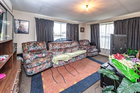 Photo of property in 143 Puriri Street, Castlecliff, Whanganui, 4501