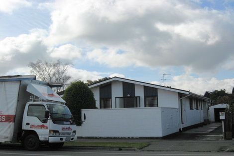 Photo of property in 220 Waimairi Road, Ilam, Christchurch, 8041