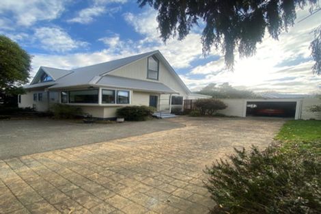 Photo of property in 37 Park Road, West End, Palmerston North, 4412