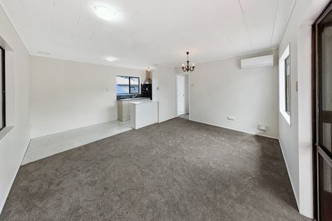 Photo of property in 17 Ballance Avenue, Papatoetoe, Auckland, 2104