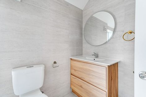 Photo of property in 3 Charles Prevost Drive, The Gardens, Auckland, 2105