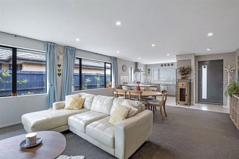 Photo of property in 8 Jasper Court, Rolleston, 7614