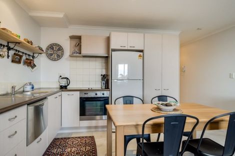 Photo of property in 4/281 Maunganui Road, Mount Maunganui, 3116