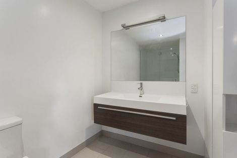 Photo of property in 144a Holly Road, St Albans, Christchurch, 8014