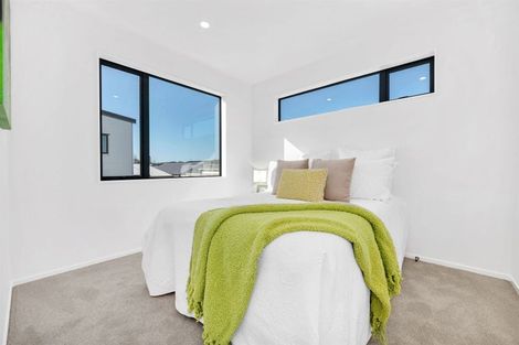 Photo of property in 24 John Gray Street, Papakura, 2110