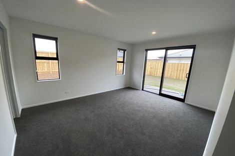 Photo of property in 18 Privet Way, Rolleston, 7678