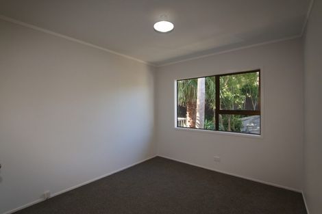 Photo of property in 13 Montclair Rise, Browns Bay, Auckland, 0630