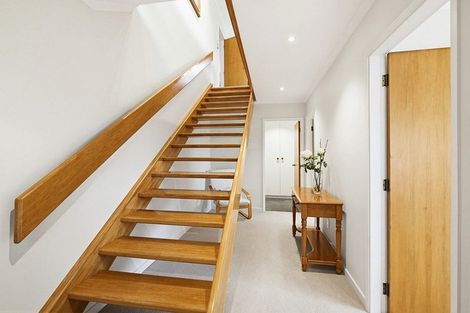 Photo of property in 98 Severn Street, Island Bay, Wellington, 6023