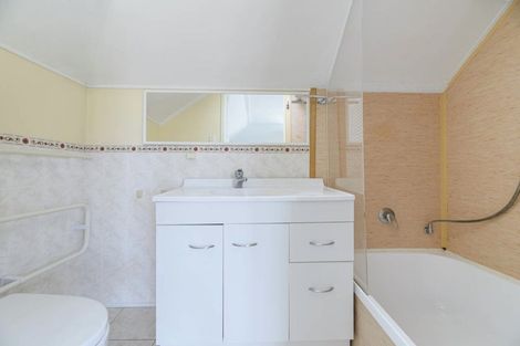 Photo of property in 2/18 Killarney Street, Takapuna, Auckland, 0622
