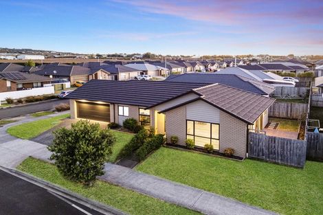 Photo of property in 18 Perla Road, Pukekohe, 2120