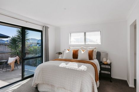 Photo of property in 27 Silver Fern Lane, Papamoa, 3118