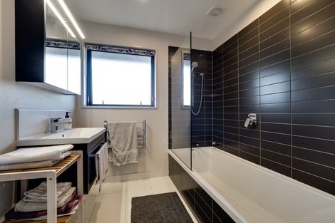 Photo of property in 100 Proctor Street, Papanui, Christchurch, 8053