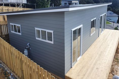 Photo of property in 12a Waterview Place, Haruru, 0204
