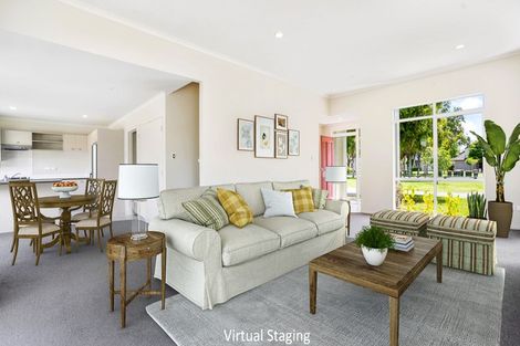 Photo of property in 13 Marengo Parkway, Takanini, 2112