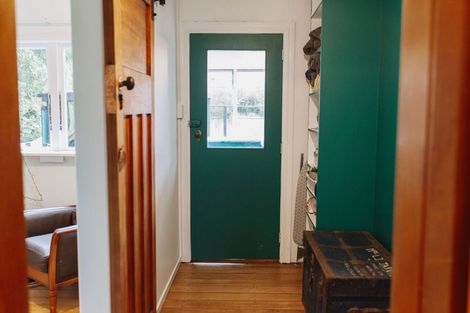 Photo of property in 1 Jervois Terrace, Ohau, Levin, 5570