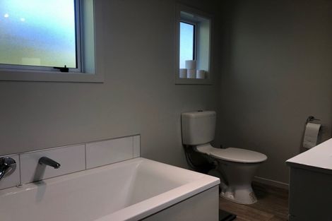 Photo of property in 58 Te Moana Road, Waikanae Beach, Waikanae, 5036