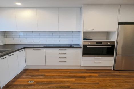 Photo of property in 11/2u Stone Street, Miramar, Wellington, 6022
