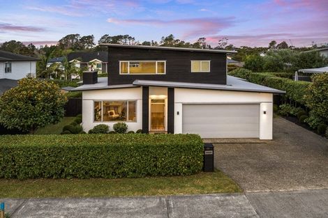 Photo of property in 284 Schnapper Rock Road, Schnapper Rock, Auckland, 0632