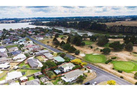 Photo of property in 78 Racecourse Road, Waiuku, 2123