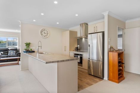 Photo of property in 15 Kara Place, Wharewaka, Taupo, 3330