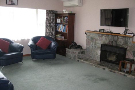 Photo of property in 5 James Street, Dannevirke, 4930