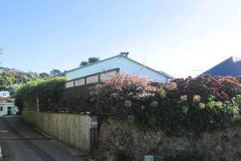 Photo of property in 3a Hawtrey Terrace, Johnsonville, Wellington, 6037