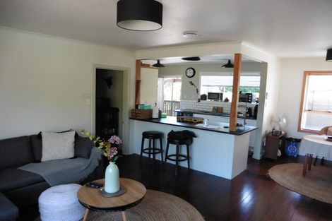 Photo of property in 14 Rimu Street, Helensville, 0800