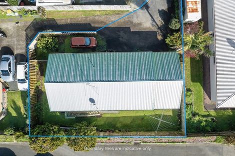 Photo of property in 2b Village Place, Tuakau, 2121