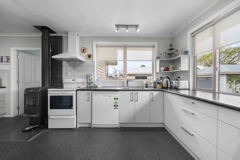 Photo of property in 240 High Street North, Carterton, 5713