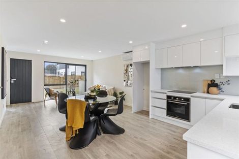 Photo of property in 6/62 Smythe Road, Henderson, Auckland, 0612