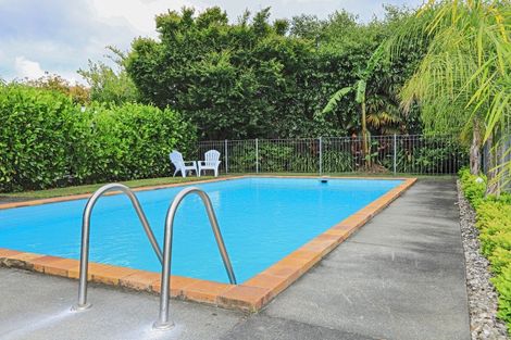 Photo of property in 27 Hammond Road, Taradale, Napier, 4112