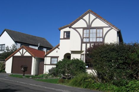 Photo of property in 6 Mallard Grove, Churton Park, Wellington, 6037