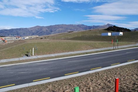 Photo of property in 3 Lauderdale Lane, Wanaka, 9305