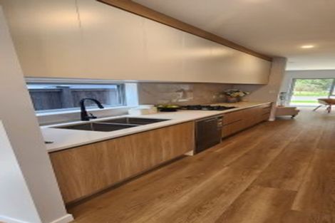 Photo of property in 19 Yellow Pear Lane, Karaka, 2578