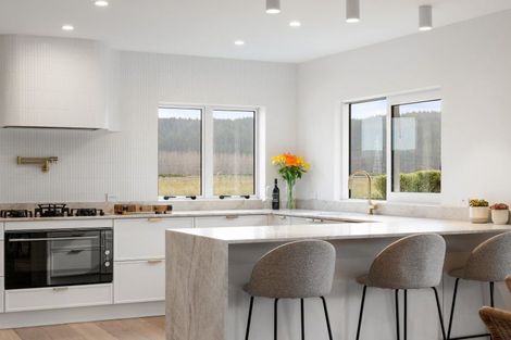 Photo of property in 17 Pohutukawa Drive, Eskdale, Napier, 4182