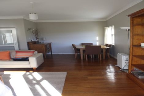 Photo of property in 1u4 Earls Terrace, Mount Victoria, Wellington, 6011