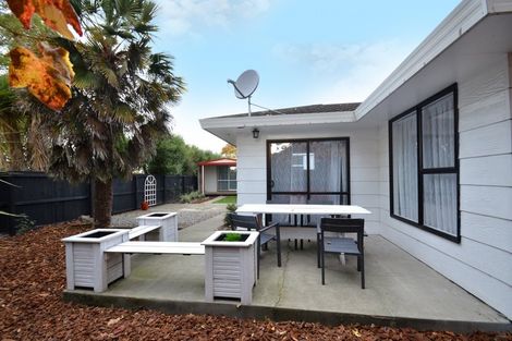 Photo of property in 33 Seymour Street, Hornby, Christchurch, 8042