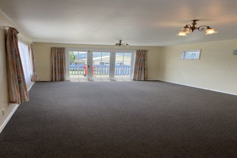 Photo of property in 22 Hay Street, Wainuiomata, Lower Hutt, 5014