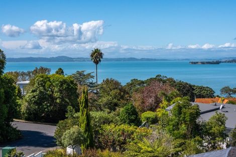 Photo of property in 1 Page Point, Mellons Bay, Auckland, 2014
