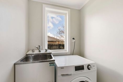 Photo of property in 20 Grove Road, Papakura, 2110