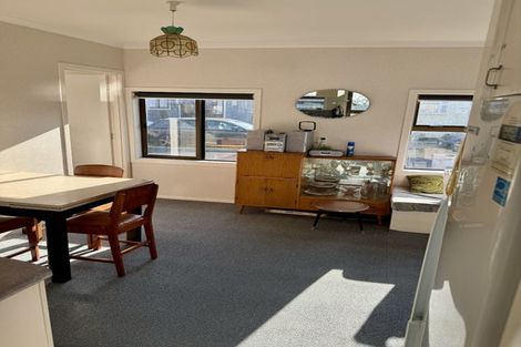 Photo of property in 76 Sixth Avenue, Urenui, 4377